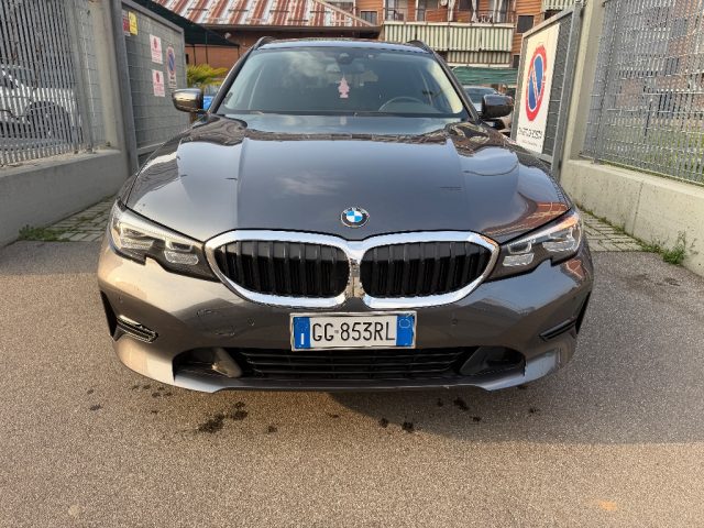 BMW 316 d 48V Touring Business Advantage - foto 3 di 4