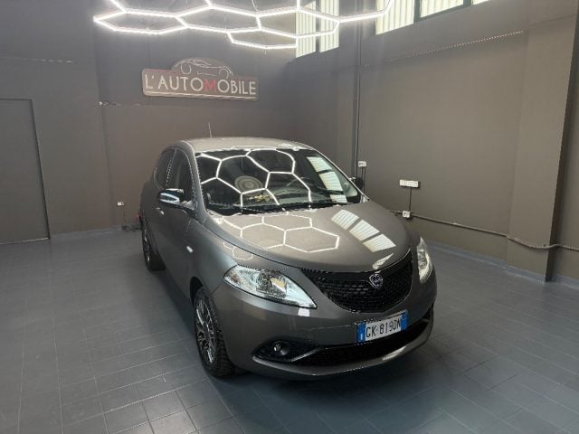 Lancia Ypsilon 1.0 FireFly 5 porte S&S Hybrid Gold, del 2022, 66.000 km, in vendita a Torino (TO)