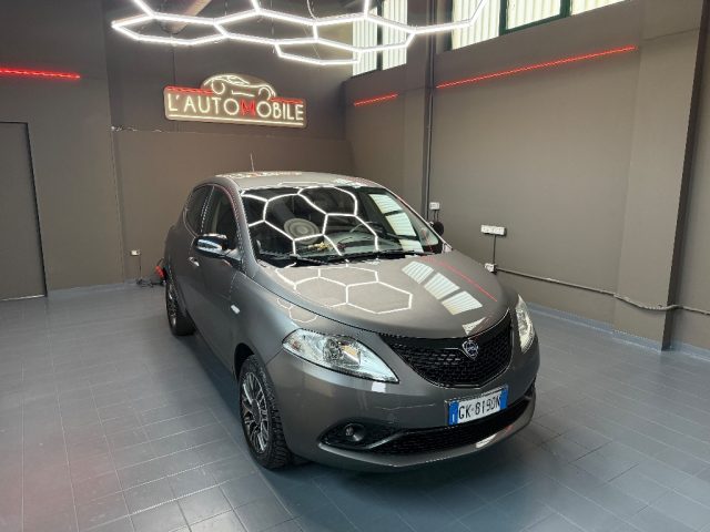 Lancia Ypsilon 1.0 FireFly 5 porte S&S Hybrid Gold - foto 3 di 4