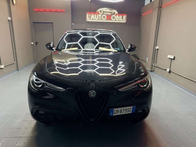 Alfa Romeo Stelvio 2.2 Turbodiesel 210 CV AT8 Q4 Veloce - foto 2 di 4