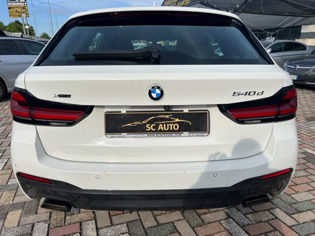 BMW 540 d 48V xDrive Touring Msport - foto 4 di 4