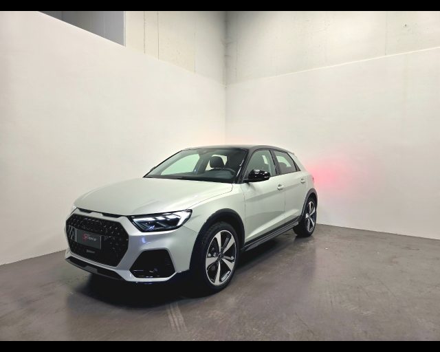 Audi A1 ALLSTREET 30 TFSI IDENTITY CONTRAST km 0 a CONEGLIANO