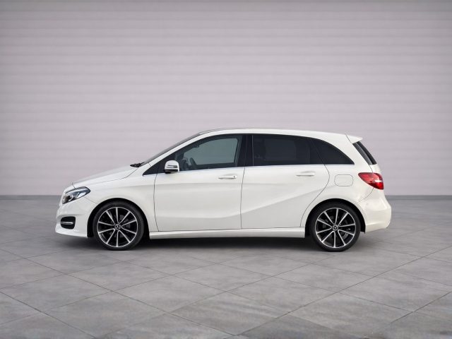 Mercedes-Benz CLA SSE B 220 SPORT 4MATIC AWD AUTO - foto 4 di 4