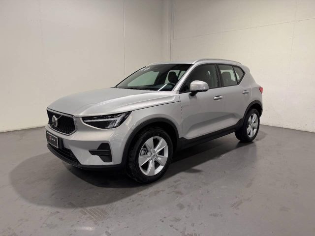 Volvo XC40 B3 CORE AUTO - foto 3 di 22