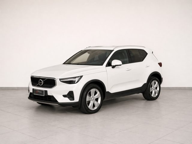 Volvo XC40 B3 CORE AUTO - foto 2 di 4