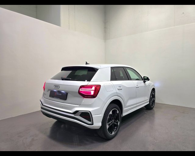 Audi Q2 35 TFSI S-TRONIC S-LINE EDITION - foto 2 di 4