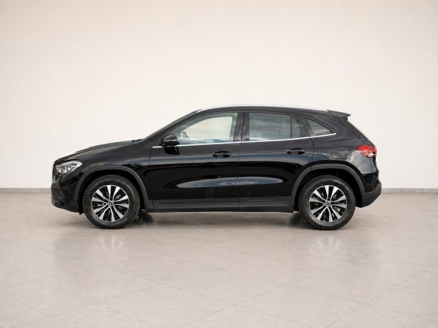 Mercedes-Benz GLA 200 D SPORT PLUS AUTO - foto 4 di 4