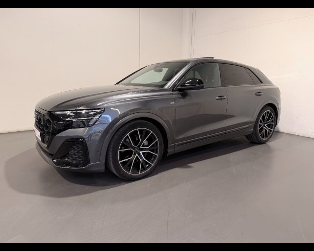 Audi Q8 50 TDI MHEV TIPTRONIC QUATTRO S-LINE EDITION usato a CONEGLIANO