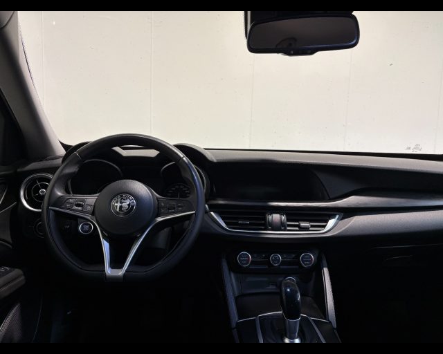 Alfa Romeo Stelvio 2.2 t Executive Q4 - foto 4 di 4