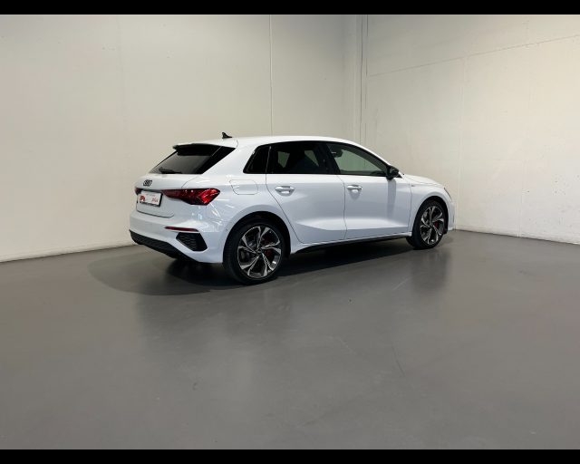 Audi A3 SPORTBACK 45 TFSIe S-TRONIC S-LINE EDITION - foto 4 di 4