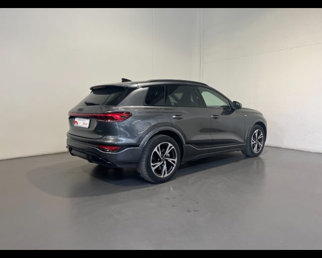 Audi Q6 e-tron Q6 E-TRON S-LINE EDITION - foto 3 di 4