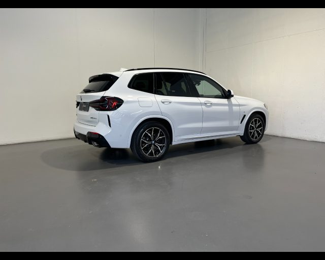 BMW X3 20D MHEV XDRIVE M-SPORT - foto 3 di 4