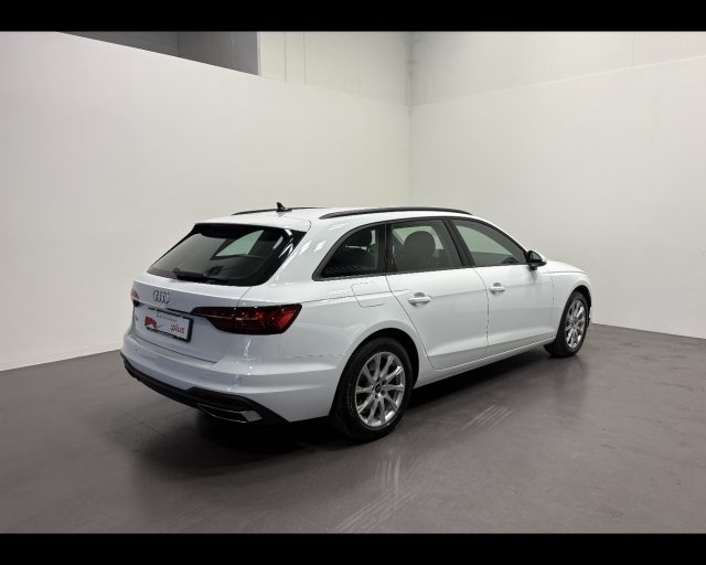 Audi A4 AVANT 30 TDI MHEV S-TRONIC BUSINESS - foto 3 di 4