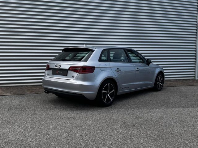 Audi A3 Sportback 2.0 TDI S-TRONIC QUATTRO AMBITION - foto 2 di 4