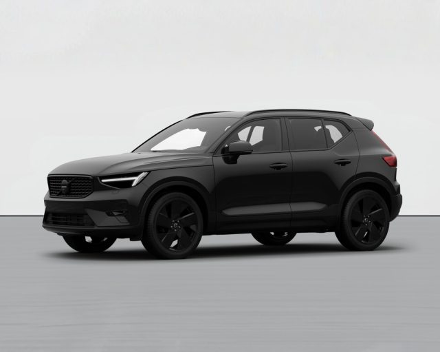 Volvo XC40 PLUS BLACK EDITION B3 AUTO PREZZO PROMO FINO A F - foto 4 di 30