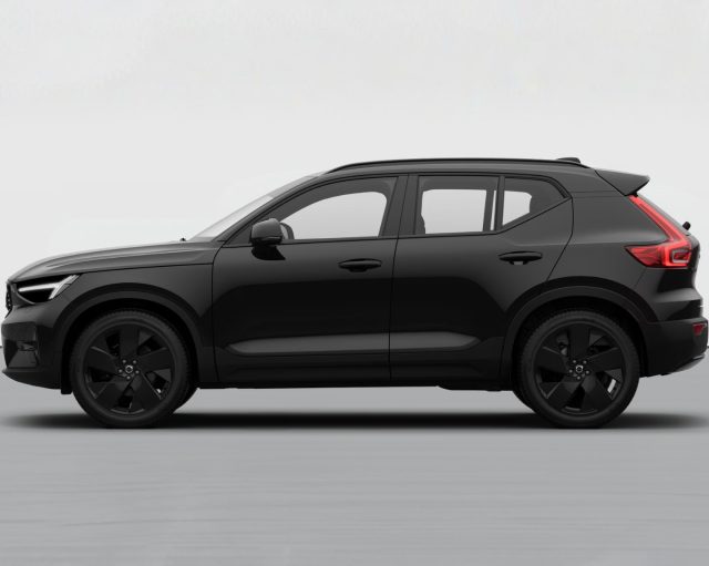 Volvo XC40 PLUS BLACK EDITION B3 AUTO PREZZO PROMO FINO A F - foto 3 di 4