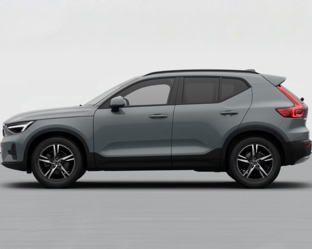 Volvo XC40 CORE B3 AUTO PREZZO PROMO FINO A FINE MESE - foto 3 di 4