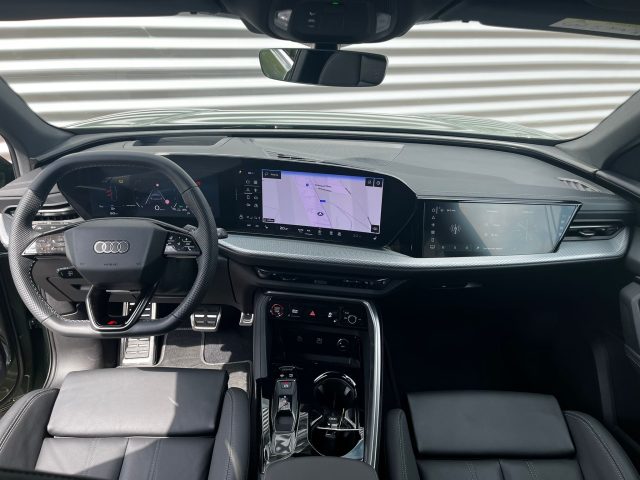 Audi Q5 TDI S-TRONIC QUATTRO S-LINE - foto 3 di 4