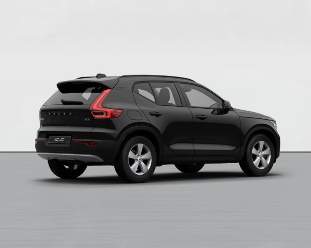 Volvo XC40 ESSENTIAL B3 AUTO PREZZO PROMO FINO A FINE MESE - foto 4 di 4
