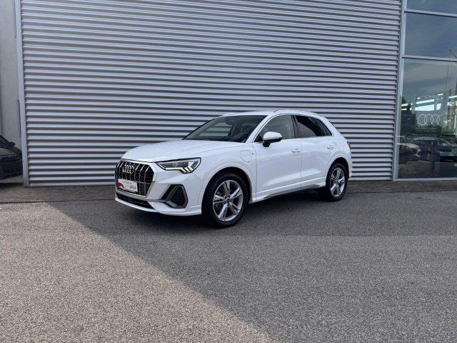Audi Q3 45 TFSIe S-TRONIC S-LINE EDITION usato a CONEGLIANO