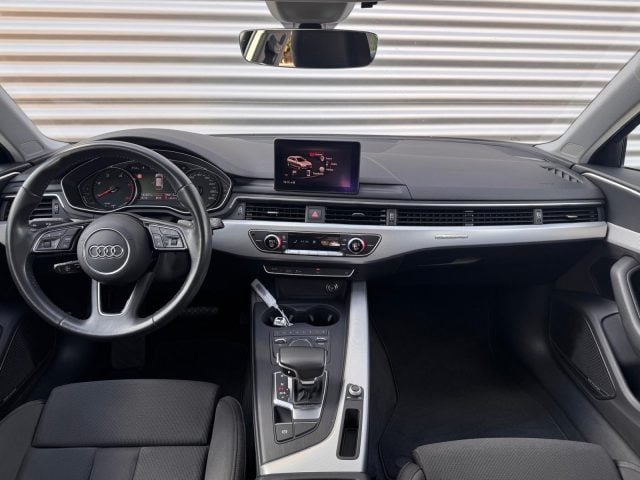 Audi A4 AVANT 40 TDI S-TRONIC QUATTRO SPORT - foto 4 di 4