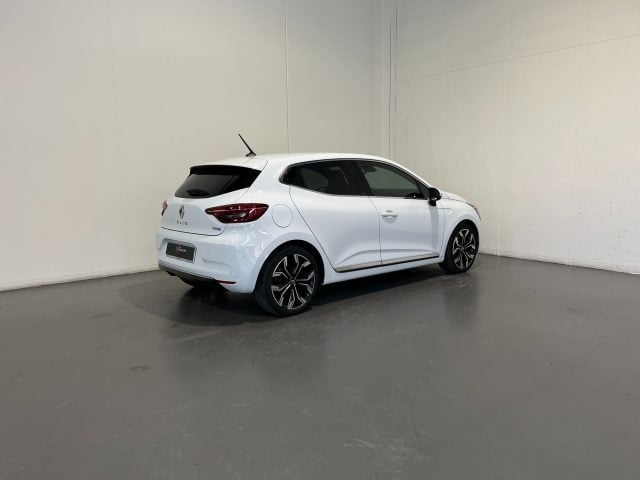 Renault Clio 1.6 E-TECH HYBRID AUTO INTENS - foto 3 di 4