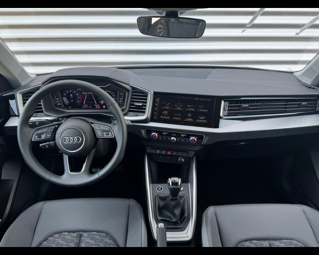 Audi A1 SPORTBACK 30 TFSI S-LINE EDITION - foto 4 di 4