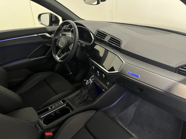 Audi Q3 35 TDI S-TRONIC S-LINE EDITION - foto 3 di 4