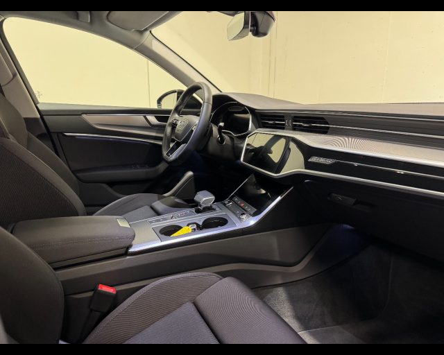 Audi A6 Avant 40 TDI MHEV S LINE EDITION QUATTRO S-TRONIC - foto 3 di 4