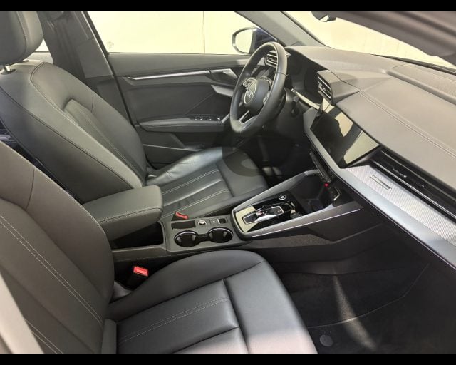 Audi A3 Sportback 40 TFSIe S-TRONIC - foto 3 di 4