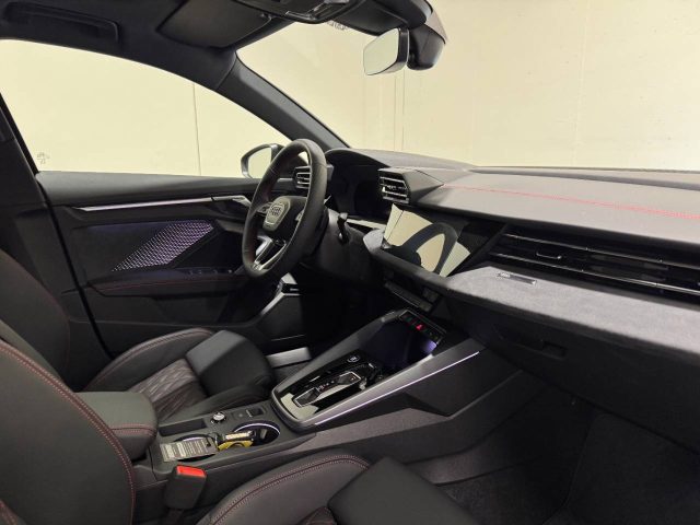 Audi A3 SEDAN 35 TFSI MHEV S-TRONIC S-LINE - foto 3 di 4