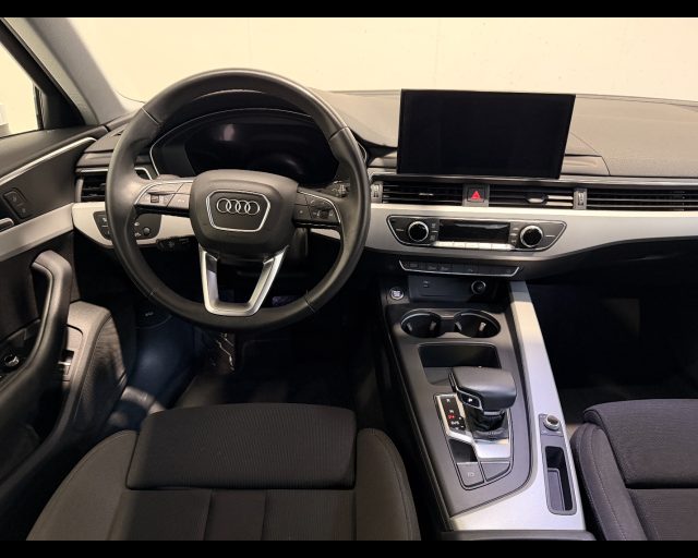 Audi A4 30 TDI MHEV S-TRONIC S-LINE EDITION - foto 4 di 4