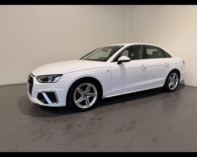 Audi A4 30 TDI MHEV S-TRONIC S-LINE EDITION usato a CONEGLIANO