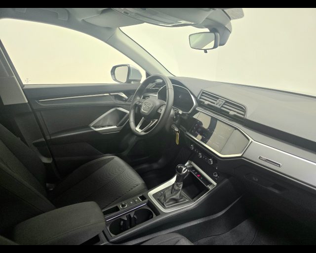Audi Q3 35 TDI S-TRONIC BUSINESS ADVANCED - foto 3 di 4