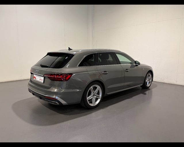 Audi A4 AVANT 40 TDI MHEV QUATTRO S-TRONIC S LINE EDITION - foto 2 di 4