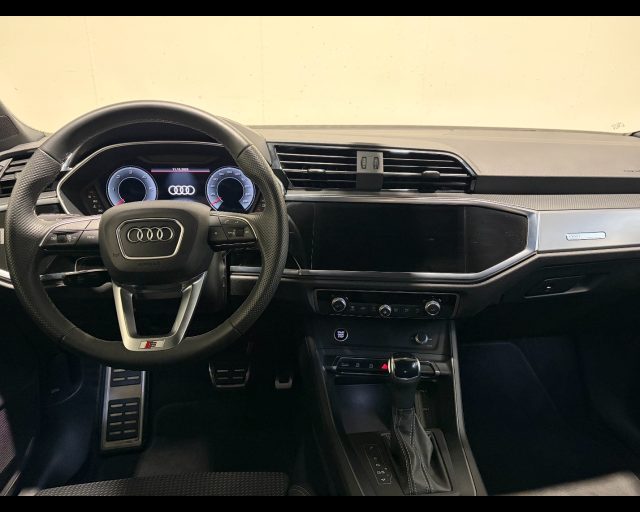 Audi Q3 SPORTBACK 35 TDI S-TRONIC S LINE EDITION - foto 4 di 4