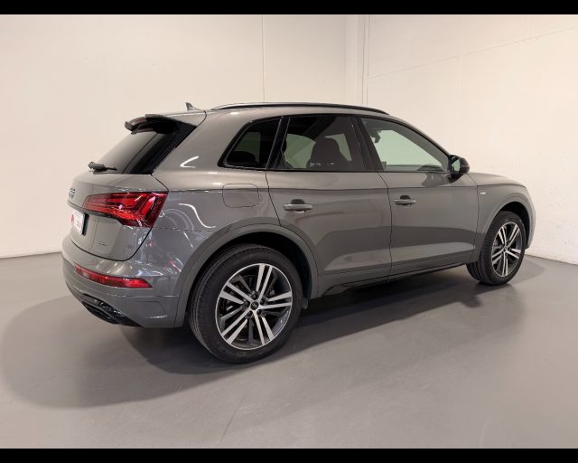 Audi Q5 40 TDI MHEV S-TRONIC QUATTRO S-LINE - foto 2 di 4