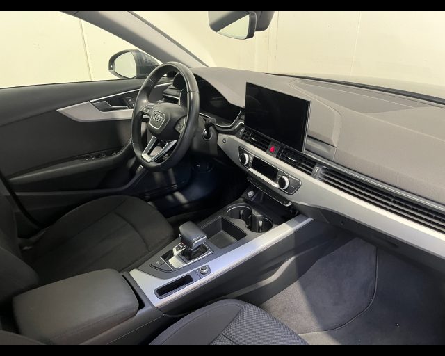Audi A4 AVANT 35 TDI MHEV S-TRONIC BUSINESS ADVANCED - foto 3 di 4