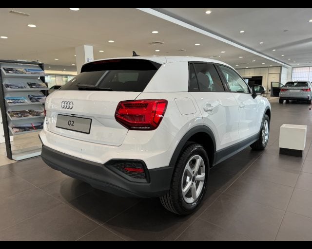 Audi Q2 35 TFSI S-TRONIC BUSINESS - foto 2 di 9