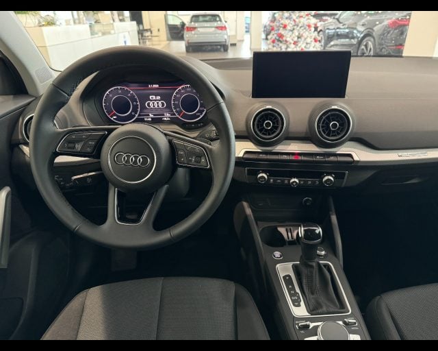 Audi Q2 35 TFSI S-TRONIC BUSINESS - foto 3 di 9