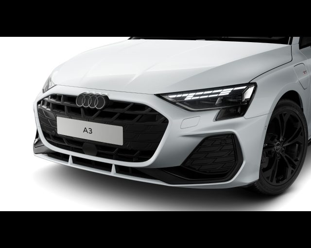 Audi A3 Sportback Audi S line edition TFSI e 150 kW S tronic - foto 2 di 4