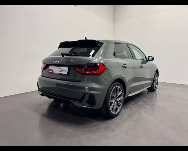 Audi A1 SPORTBACK 30 TFSI S-TRONIC S LINE EDITION - foto 2 di 4