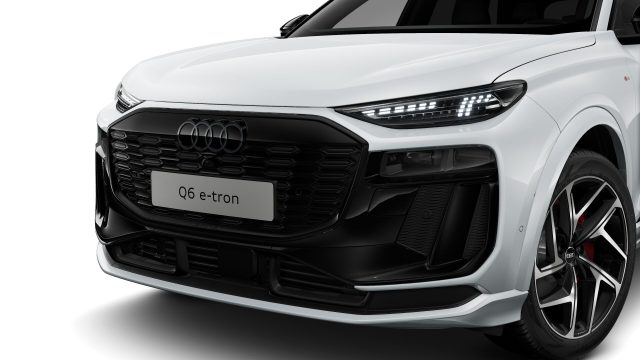 Audi e-tron Audi Q6 SUV S line performance 225,00 kW - foto 2 di 4