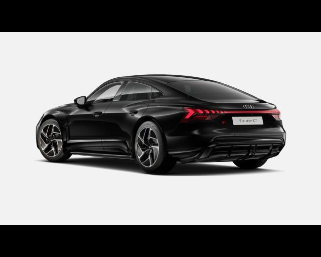 Audi e-tron GT Audi S 435,00 kW - foto 3 di 8