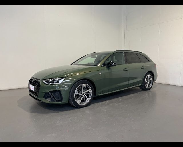 Audi A4 AVANT 35 TDI MHEV S-TRONIC S-LINE, del 2024, 31.847 km, in vendita a Conegliano (TV)