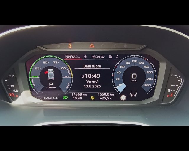 Audi Q3 45 TFSIe S-TRONIC S LINE EDITION - foto 4 di 8