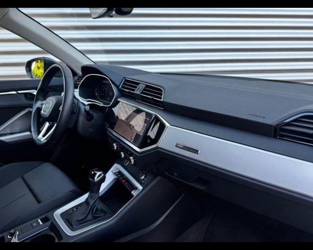 Audi Q3 45 TFSIe S-TRONIC S-LINE EDITION - foto 3 di 13