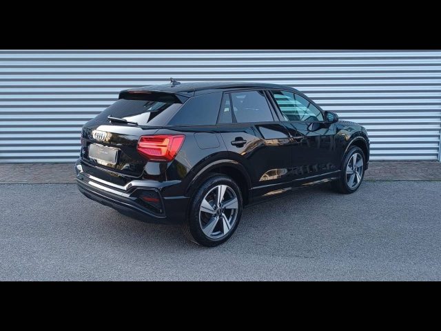 Audi Q2 35 TDI S-TRONIC S-LINE - foto 2 di 11