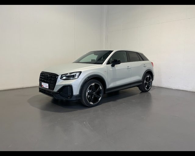 Audi Q2 35 TDI S-TRONIC IDENTITY BLACK, del 2025, 100 km, in vendita a Conegliano (TV)
