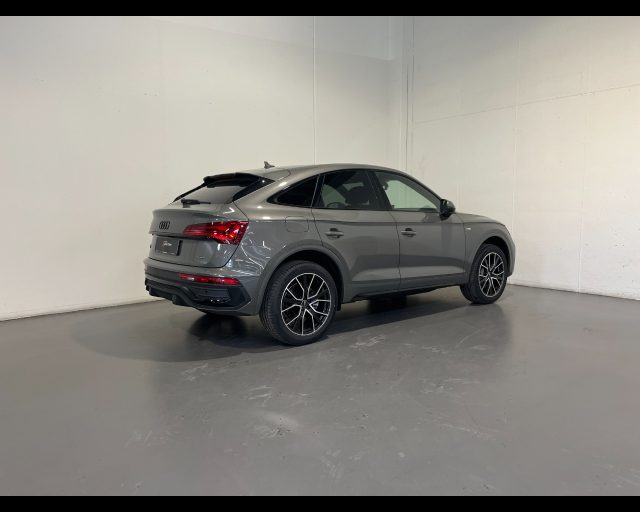 Audi Q5 SPORTBACK 55 TFSI E PHEV S-TRONIC QUATTRO S-LINE - foto 2 di 13